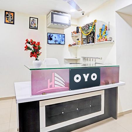 אחמדאבאד Hotel O Himalaya Inn מראה חיצוני תמונה
